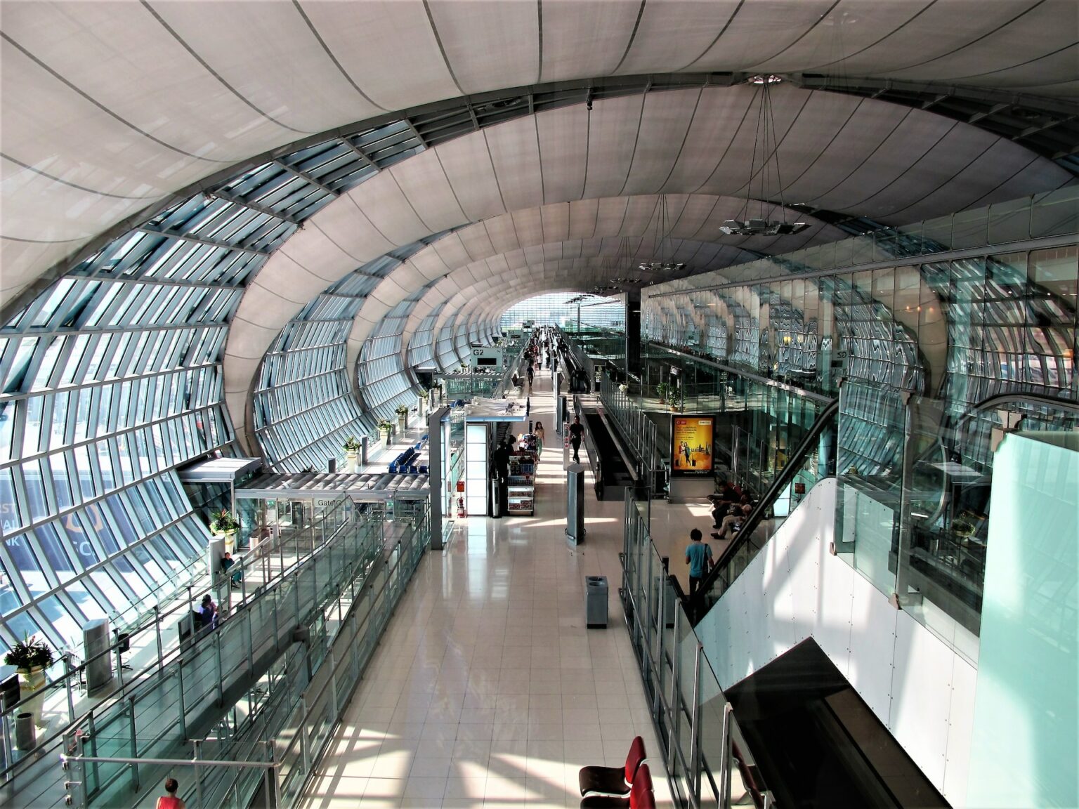 Wie lange fliegt man nach Thailand? Lies hier Hallothailand.de