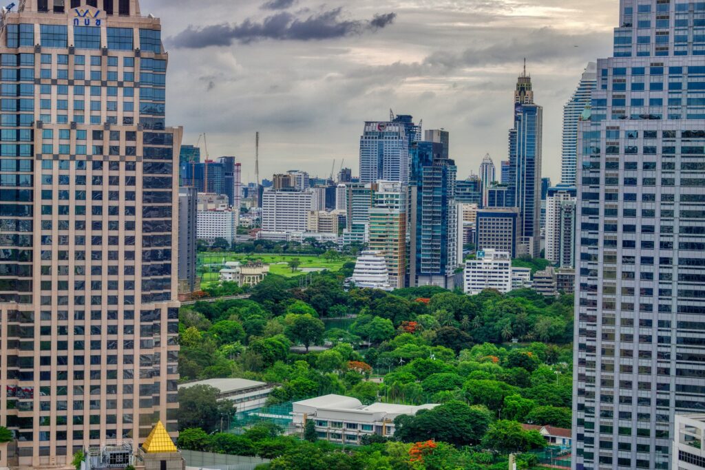 Was kostet ein Haus in Thailand? Hochhäuser in Bangkok.