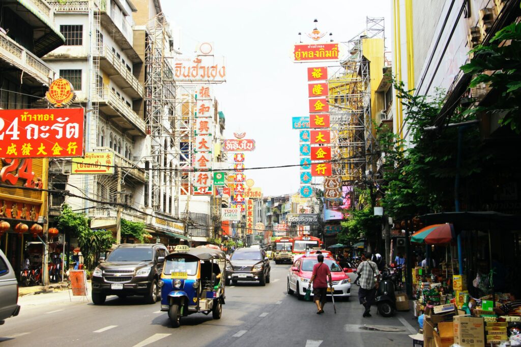 bangkok-sehenswuerdigkeiten-china-town-yaowarat-road