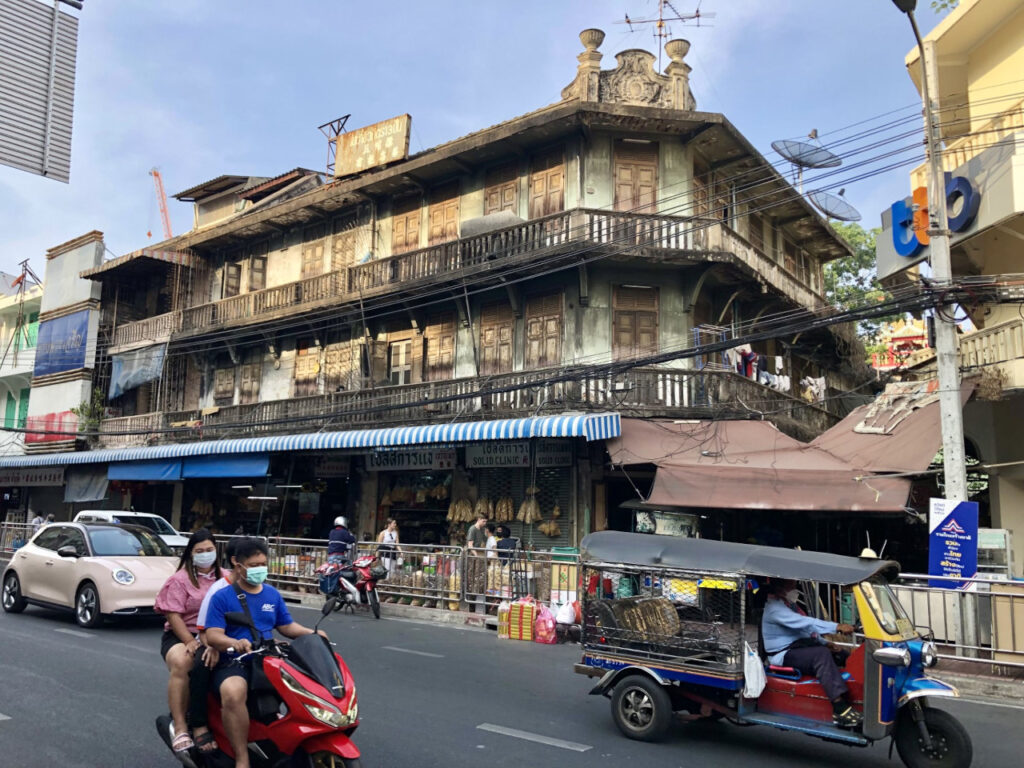 bangkok-chinatown-thanon-charoen-krung